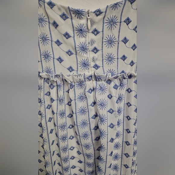 MI AMI Eyelet Lace Printed High Low Spaghetti Strap Sundress In Blue/white. MED - Picture 4 of 14